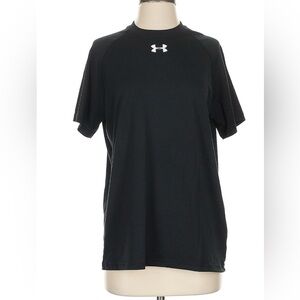 Under Armour Women’s Short Sleeve Tee in Black
